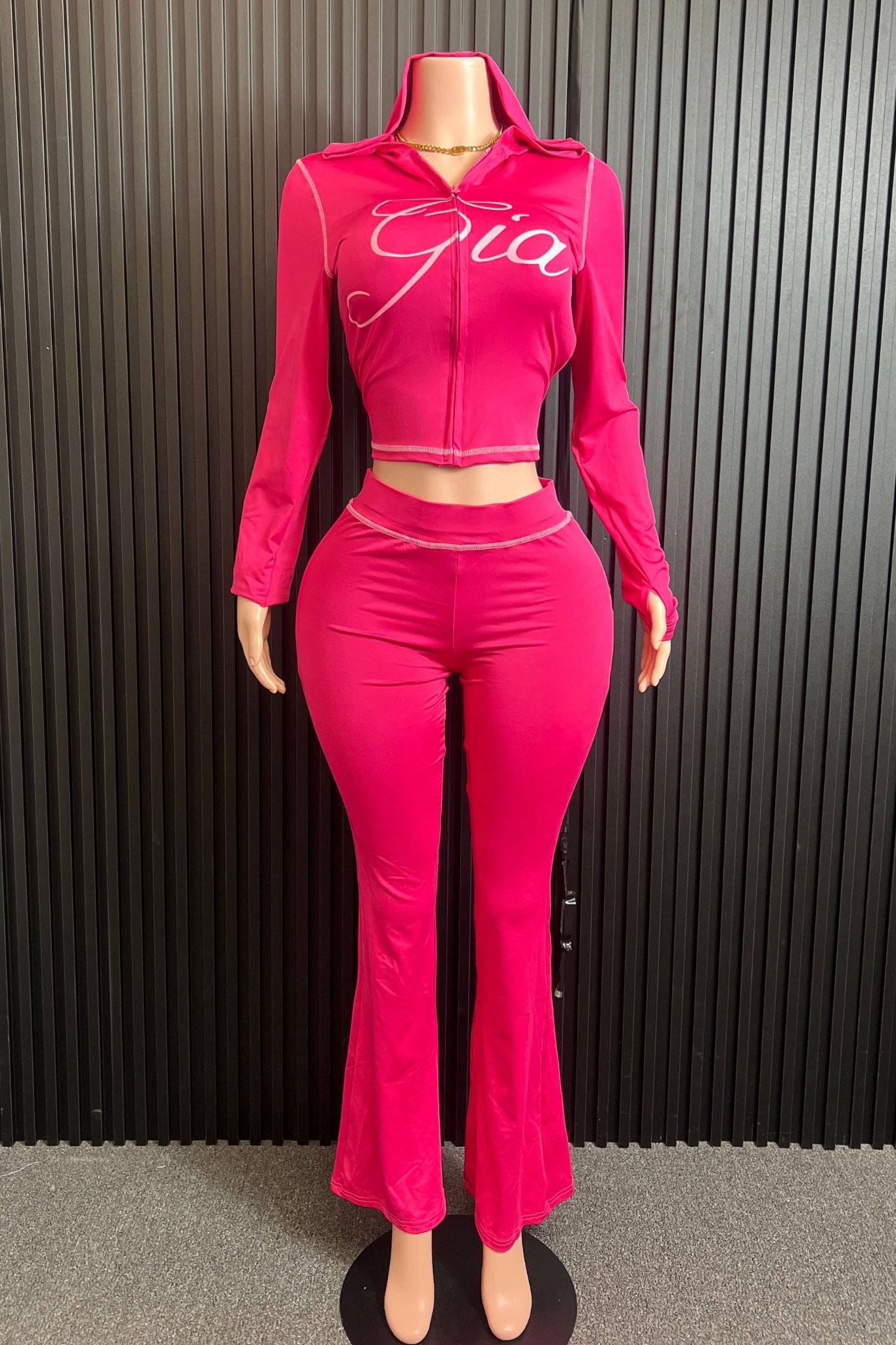 HOT PINK