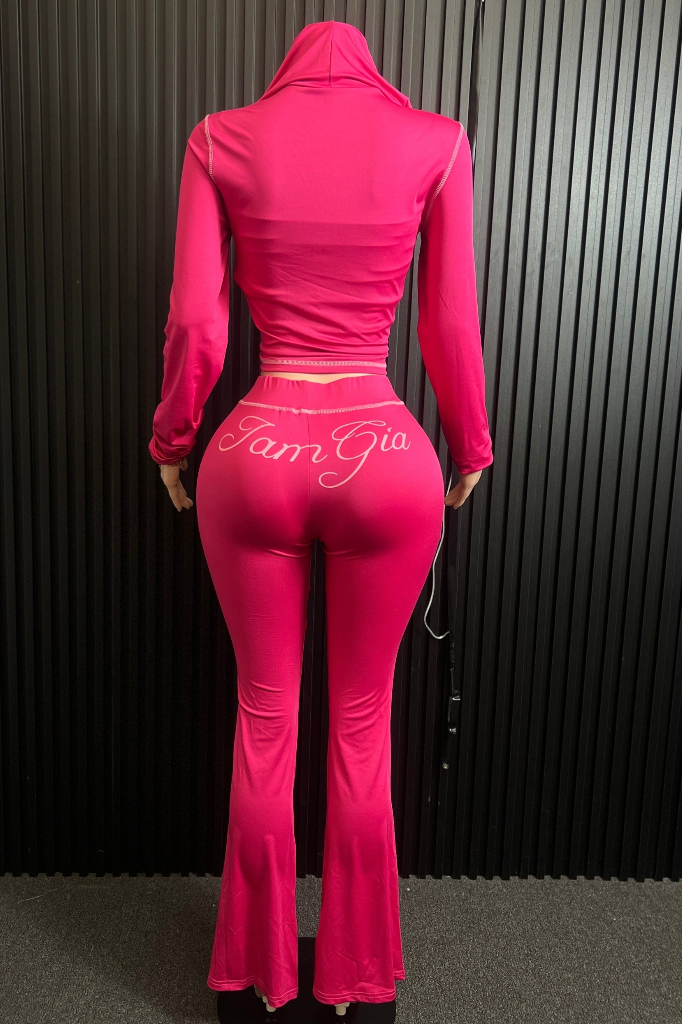 HOT PINK